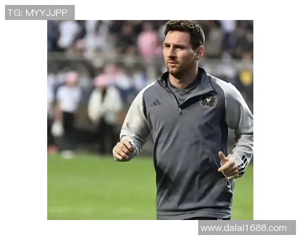 全球足球巨星汇聚:从梅西到C罗他们如何改变了足球的历史与未来